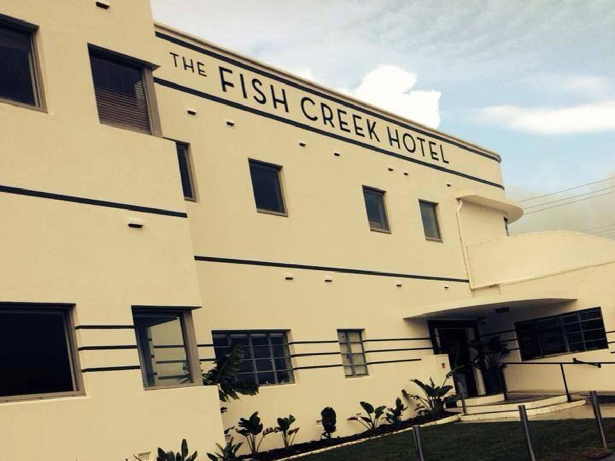Fish Creek Hotel Экстерьер фото